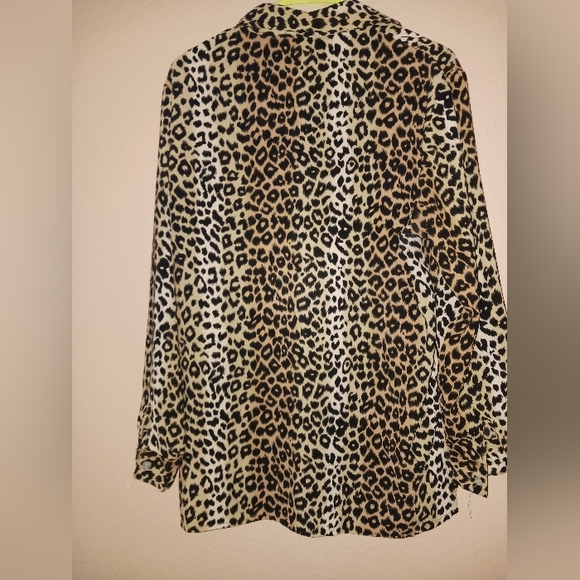 Brown and black long sleeve animal print button down shirt - Picture 2 of 2